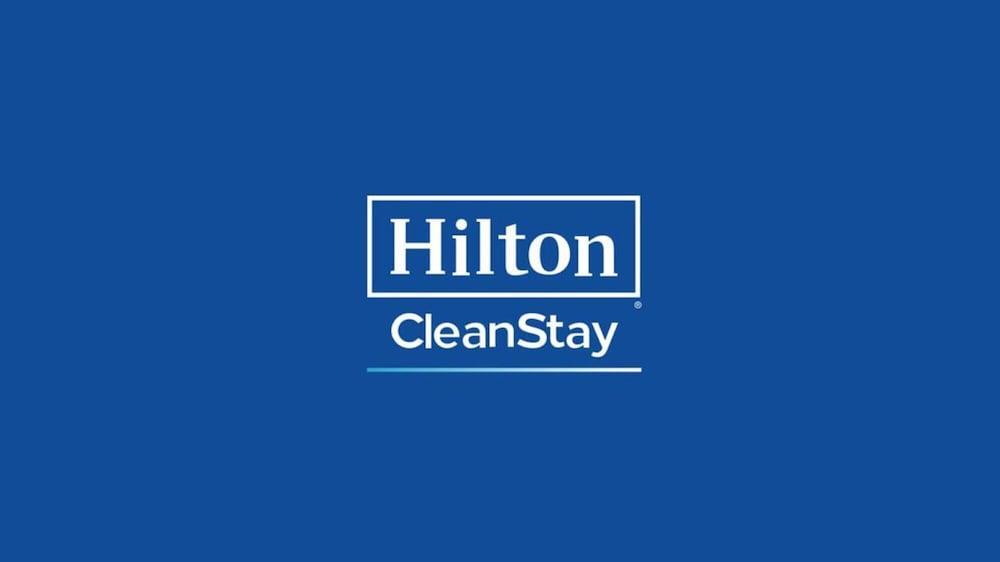 Hilton Garden Inn Lucknow Exterior photo