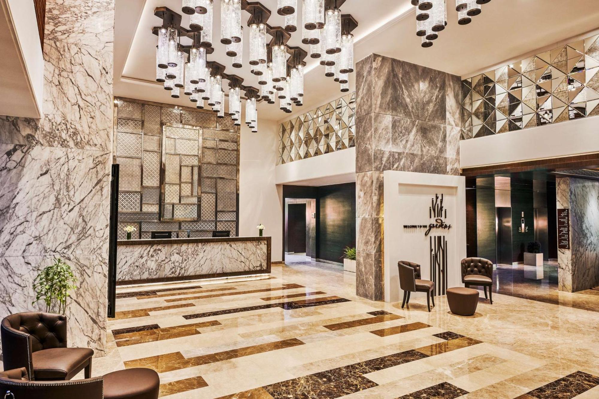 Hilton Garden Inn Lucknow Exterior photo
